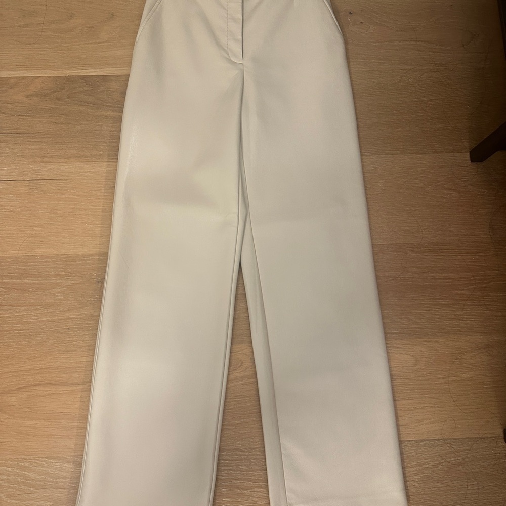 Aritzia Melina Pant